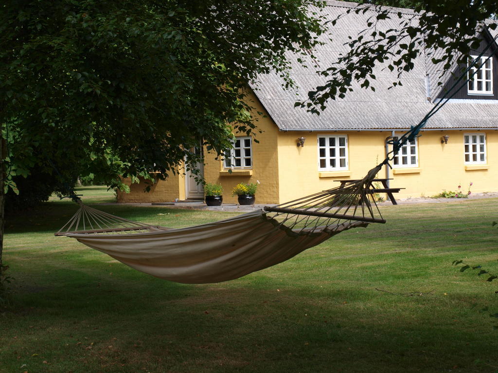 Faedrelandet Ferielejlighed & Turridning Laeso Zimmer foto